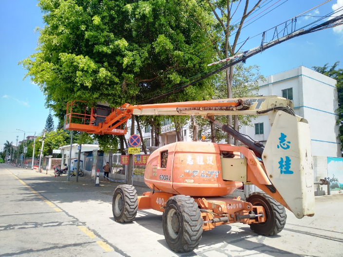 桂林吉尼高空作业车,高空作业车